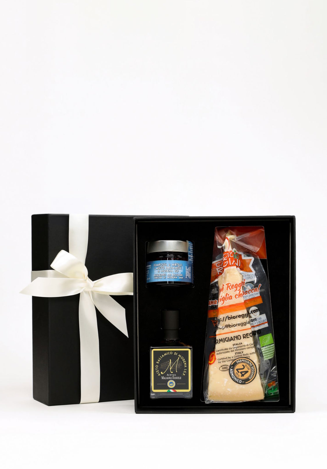 Gift Box Modena – Balsamico IGP, Composta e Parmigiano Reggiano BIO DOP 24 Mesi